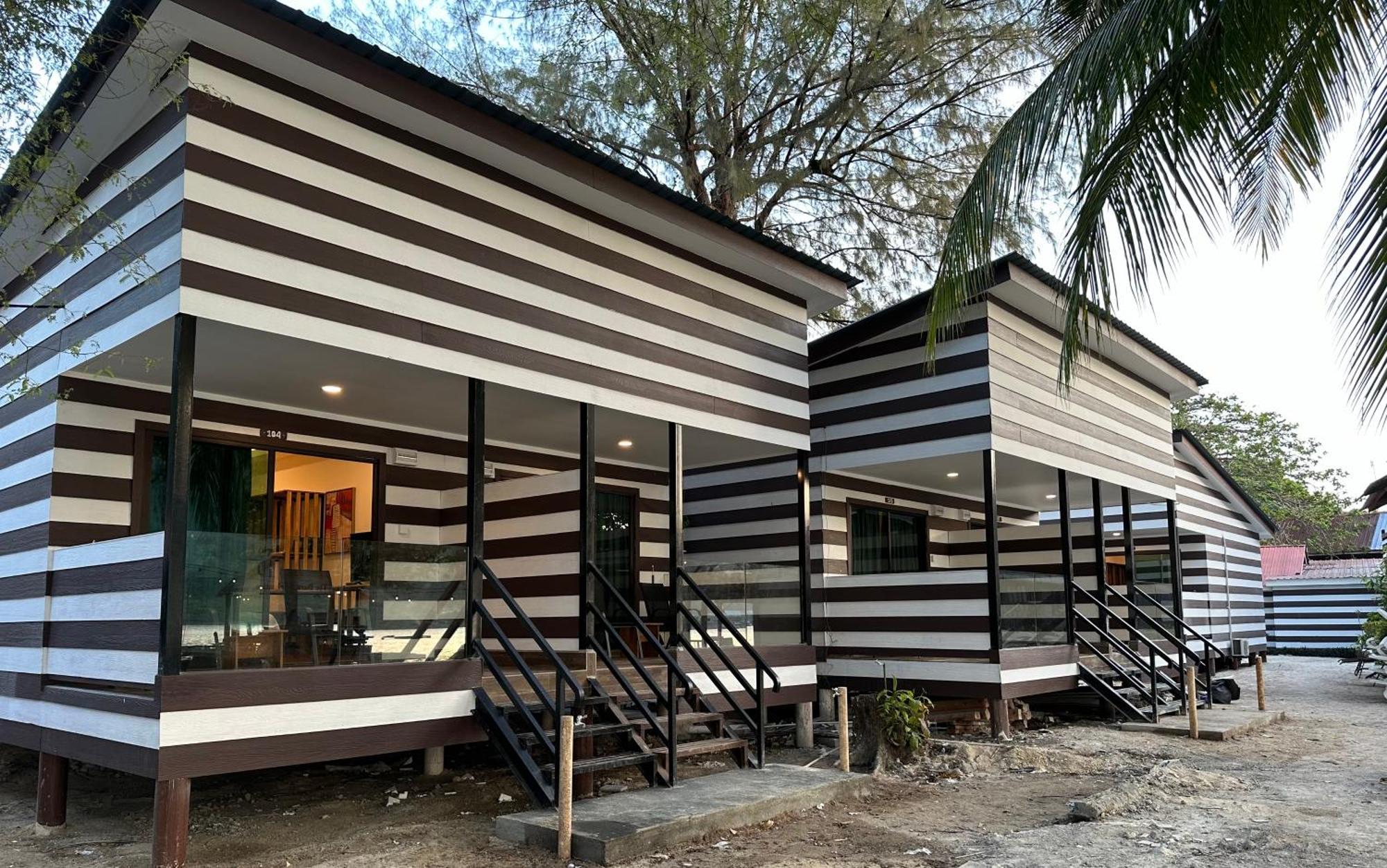 เดอะ บารัต เปอร์เฮนเตียน รีสอร์ต Villa Kampong Pasir Hantu ภายนอก รูปภาพ