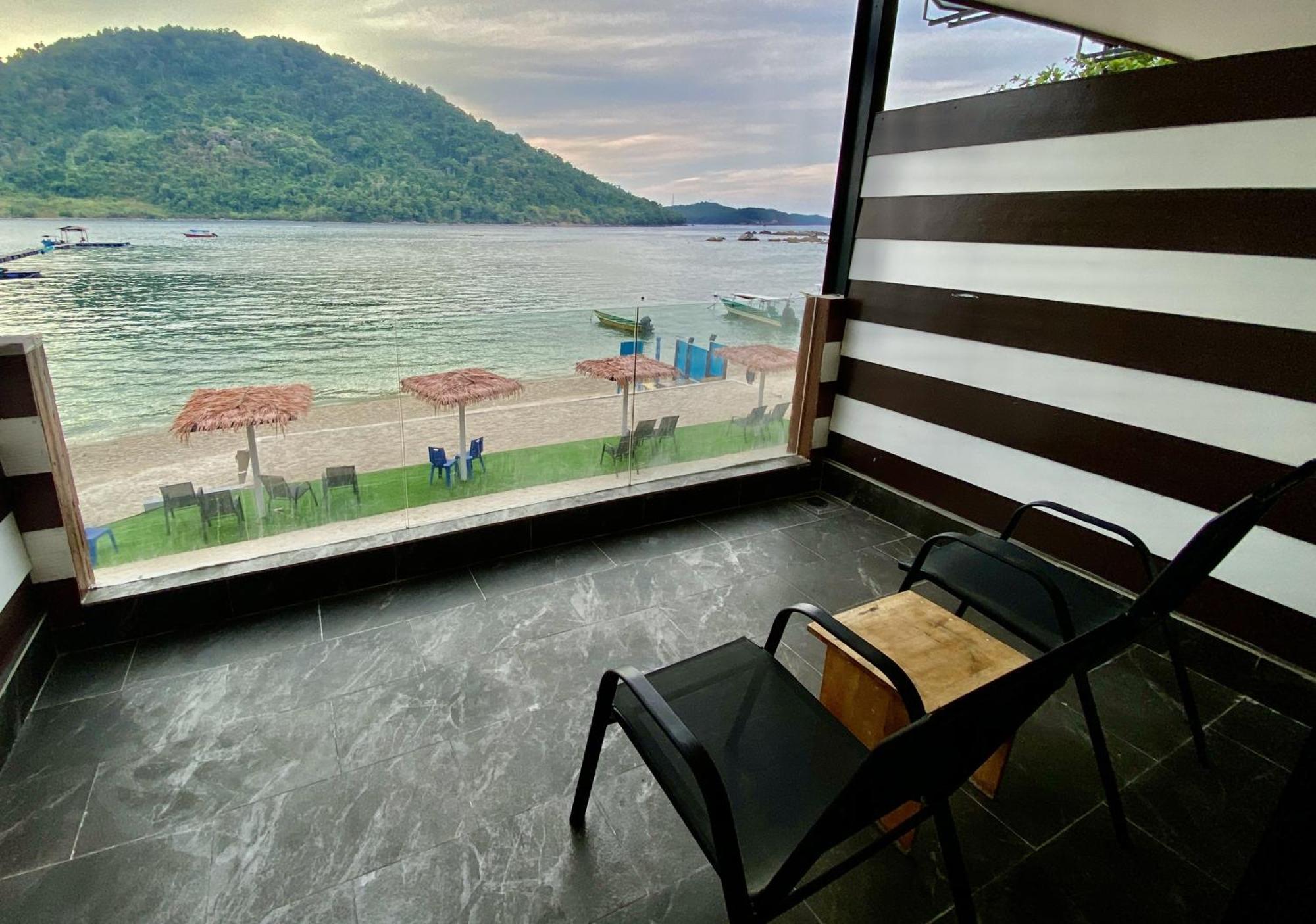 เดอะ บารัต เปอร์เฮนเตียน รีสอร์ต Villa Kampong Pasir Hantu ภายนอก รูปภาพ