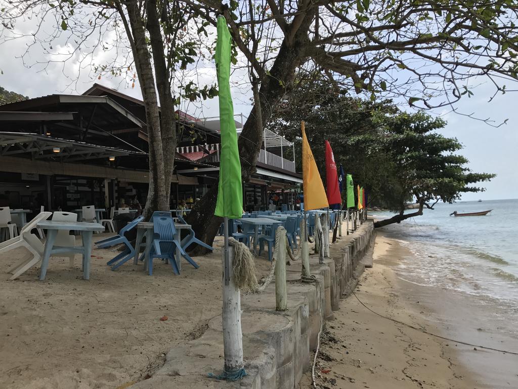 เดอะ บารัต เปอร์เฮนเตียน รีสอร์ต Villa Kampong Pasir Hantu ภายนอก รูปภาพ